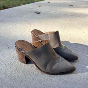 Frye mules